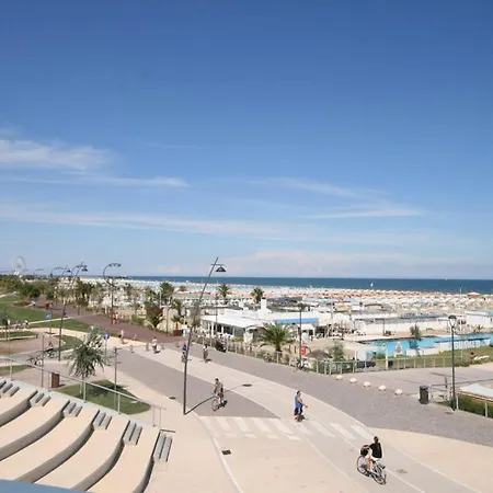 Globus Ξενοδοχείο